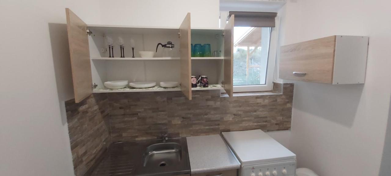 Lali Apartman Балатонудвари Экстерьер фото
